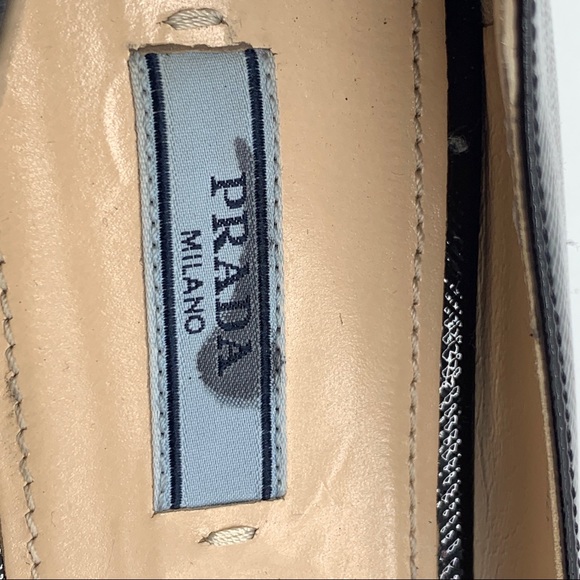 Vestaire - Prada Saffiano Bow Logo Pointed Ballet Flats - Picture 11 of 14
